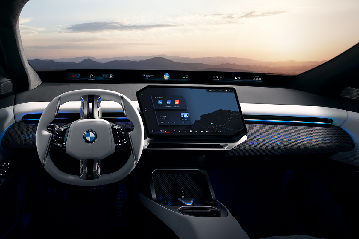 世界初公開された新型「iX3」にネットの反応は？ 航続可能距離800kmに驚きの声も「奇抜すぎ」なデザインに賛否両論