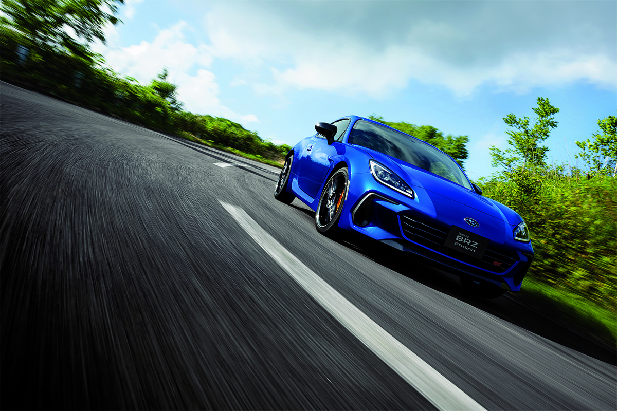 新型「プレリュード」の“600超え”で際立つ「GR86」の“アンダー300”の凄さ。人気の理由を販売店に聞いた