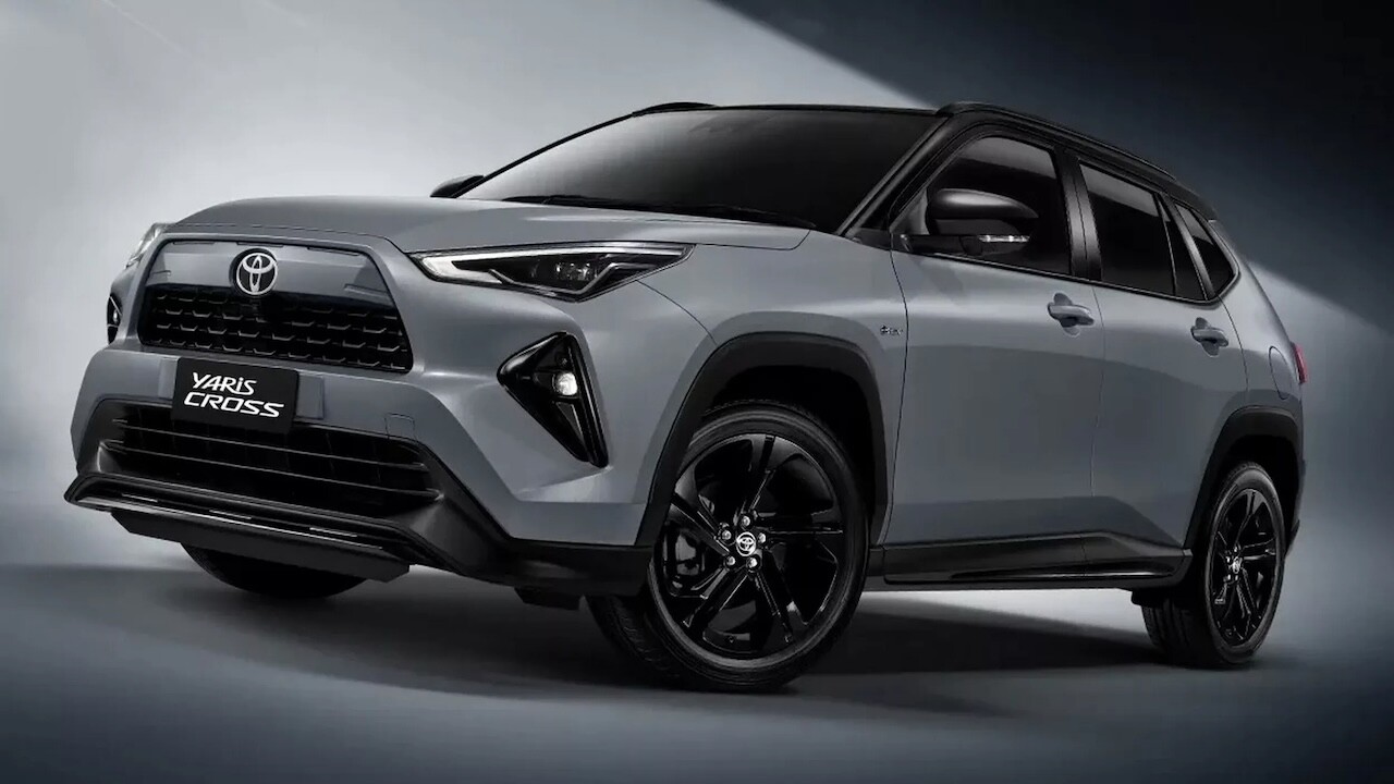 【日本仕様にも“この黒テイスト”が欲しい】タイ版「ヤリスクロス」に“ナイトシェード”登場！ 約444万円の最上級グレードは「ハリアー」級の仕立て