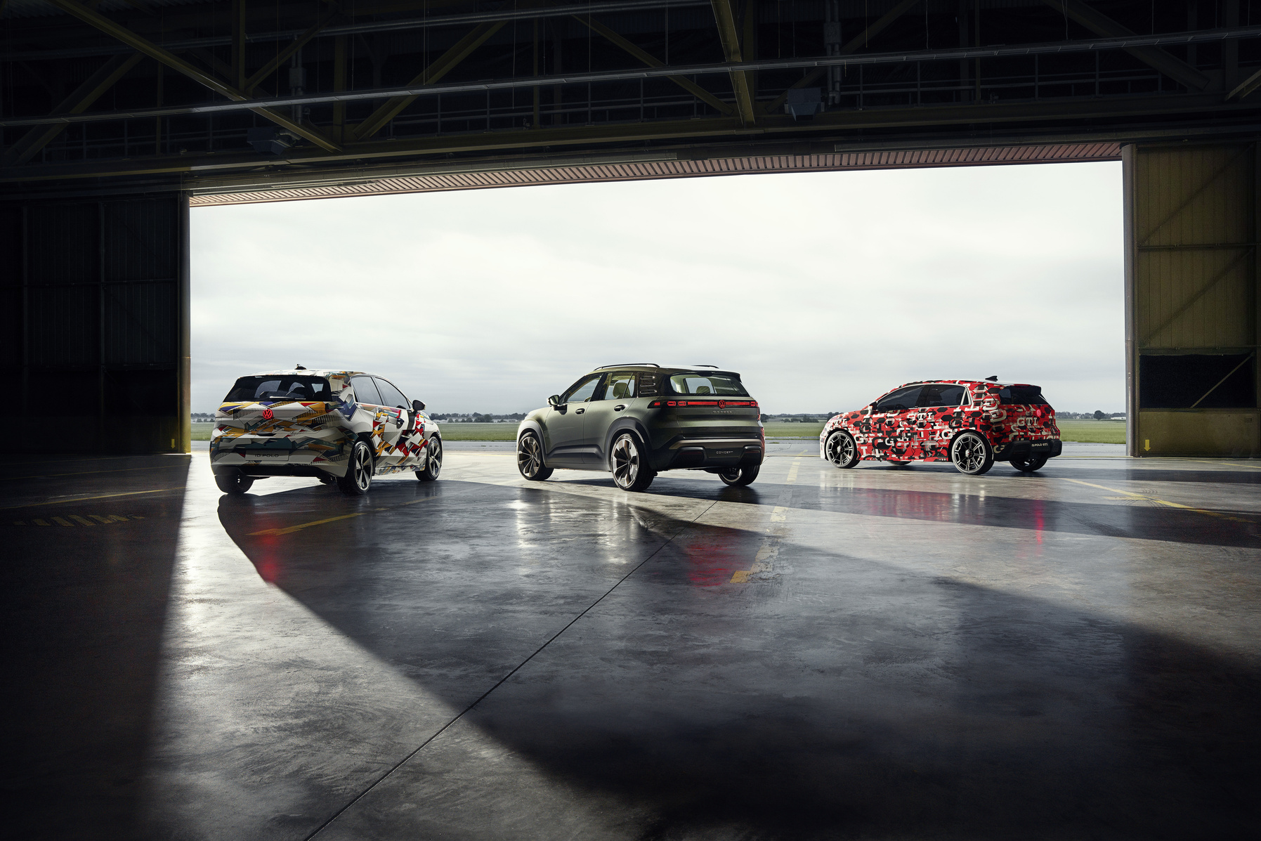 【世界初公開】VW新型「ID.クロスコンセプト」発表。航続420km＆実用性に優れたコンパクト次世代SUVは2026年量産予定
