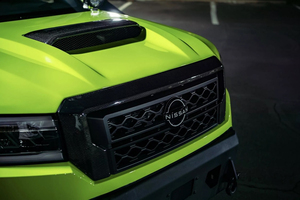 日産「エクステラ」が現代に復活？ 謎のSUV「プロジェクトX」の正体とは…V8×6速MTのカスタムSUVがSEMAで公開