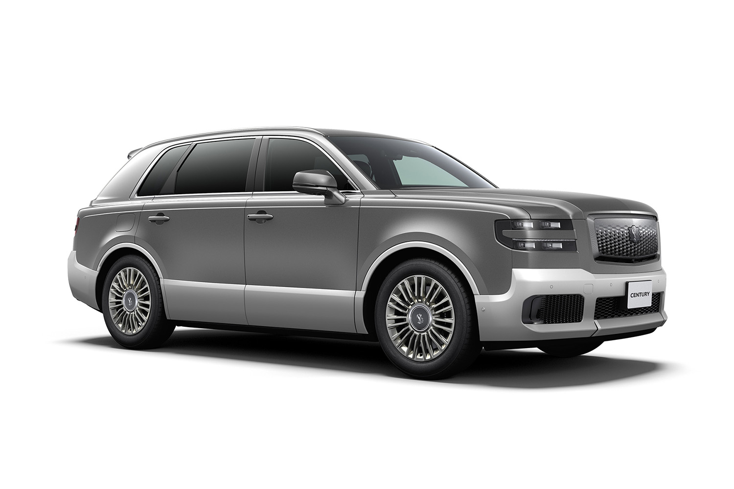 月産30台のうち過半数が中国へ流出？ 「センチュリーSUV」の衝撃事実。日本で見かけないのは“若き中国富裕層”に独占されているからだった