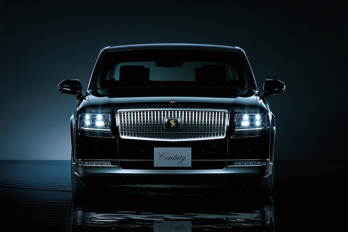 月産30台のうち過半数が中国へ流出？ 「センチュリーSUV」の衝撃事実。日本で見かけないのは“若き中国富裕層”に独占されているからだった