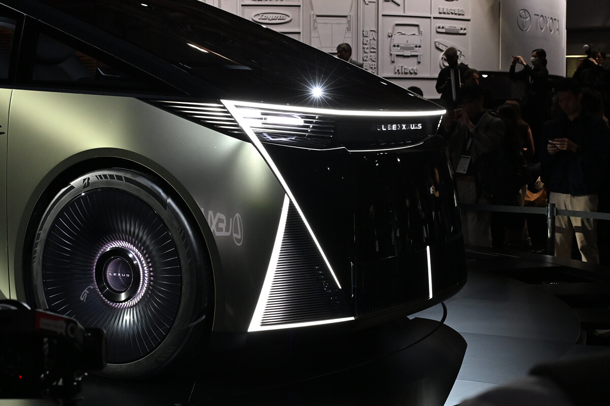 6輪ミニバン「LSコンセプト」を生で見たユーザーの意見は？ 否定的な声もあるが、新たな挑戦に評価や理解の声多数