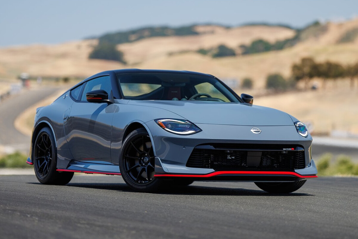 【ほぼ確定】日産「Zニスモ」に待望の6MT導入か。北米マーケットでの追加は2026年以降、日本導入の可能性は？