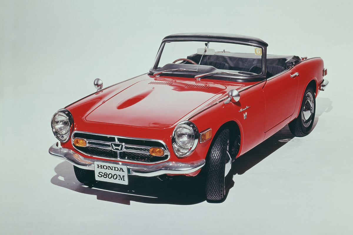 「GR86」より約700kg軽い？ 復活した先代“ハチロク”のルーツは、60年前に誕生したトヨタの小型スポーツ“ヨタハチ”だった