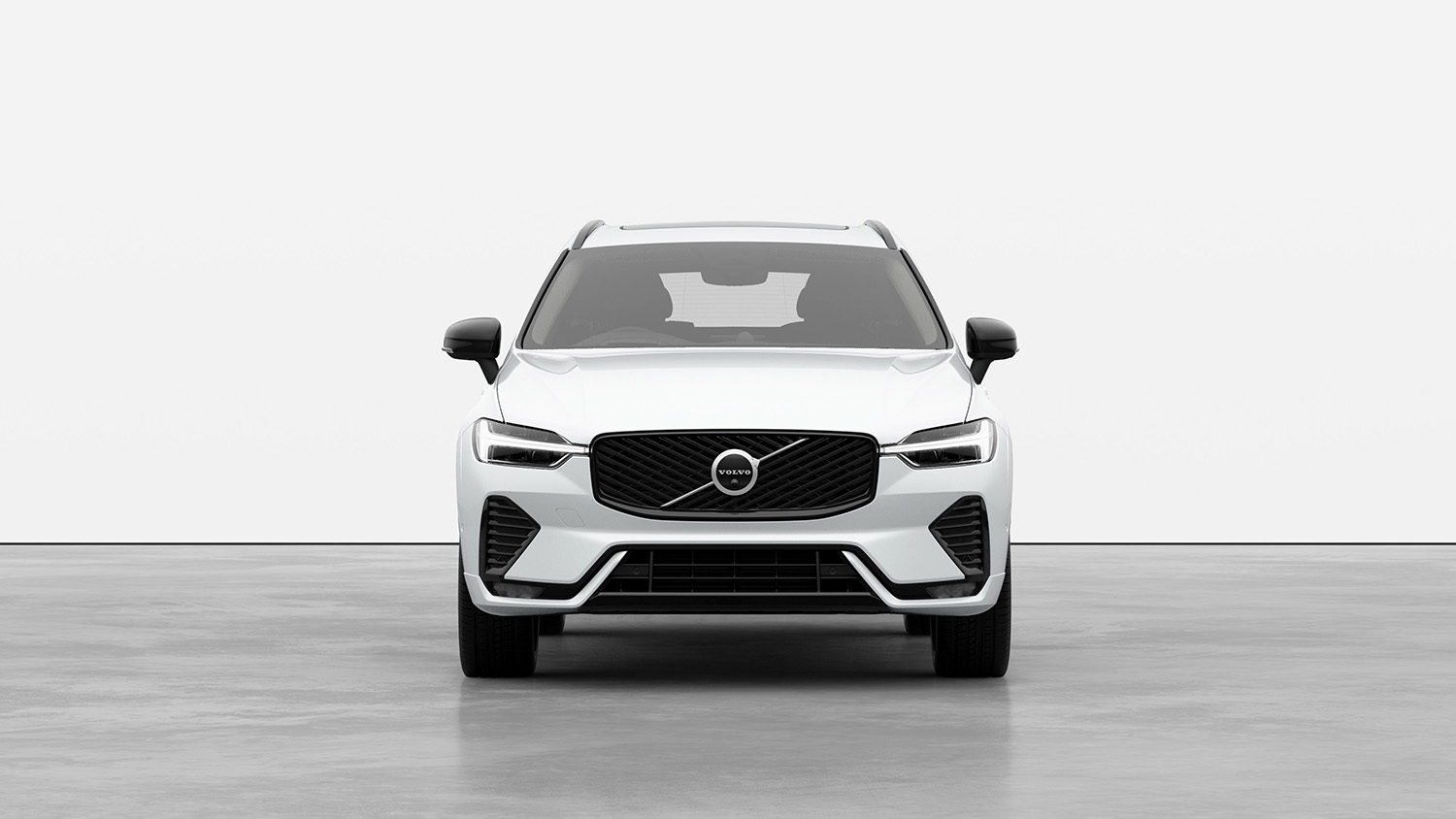 ブラック仕立てのボルボ「XC60 ダークエディション」登場。黒を強調した装備内容と快適シートを採用