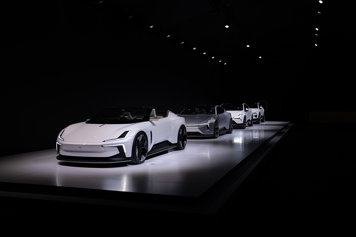 タイカンやモデルSがライバル。北欧発の高級BEVメーカー・ポールスターの“頂点セダン”の価格や実力は？