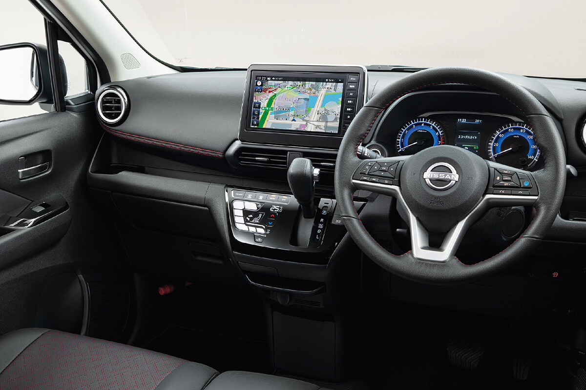 登場から6年。新型「ルークス」らに押され苦戦が続く日産「デイズ」。ユーザーの興味は早くも新型に？