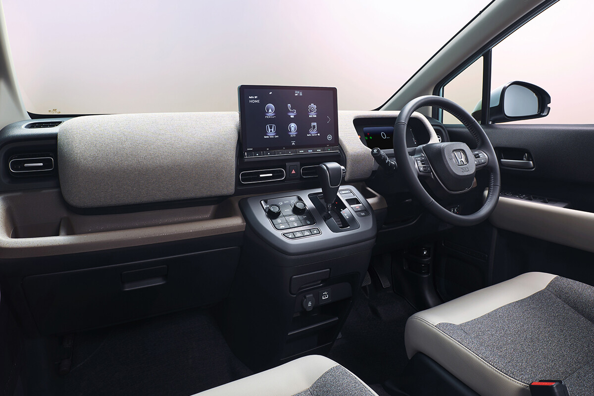 【新型フリード購入術】人気はAIR EX。ハイブリッドは元が取れる？ 燃費・装備・価格のリアル