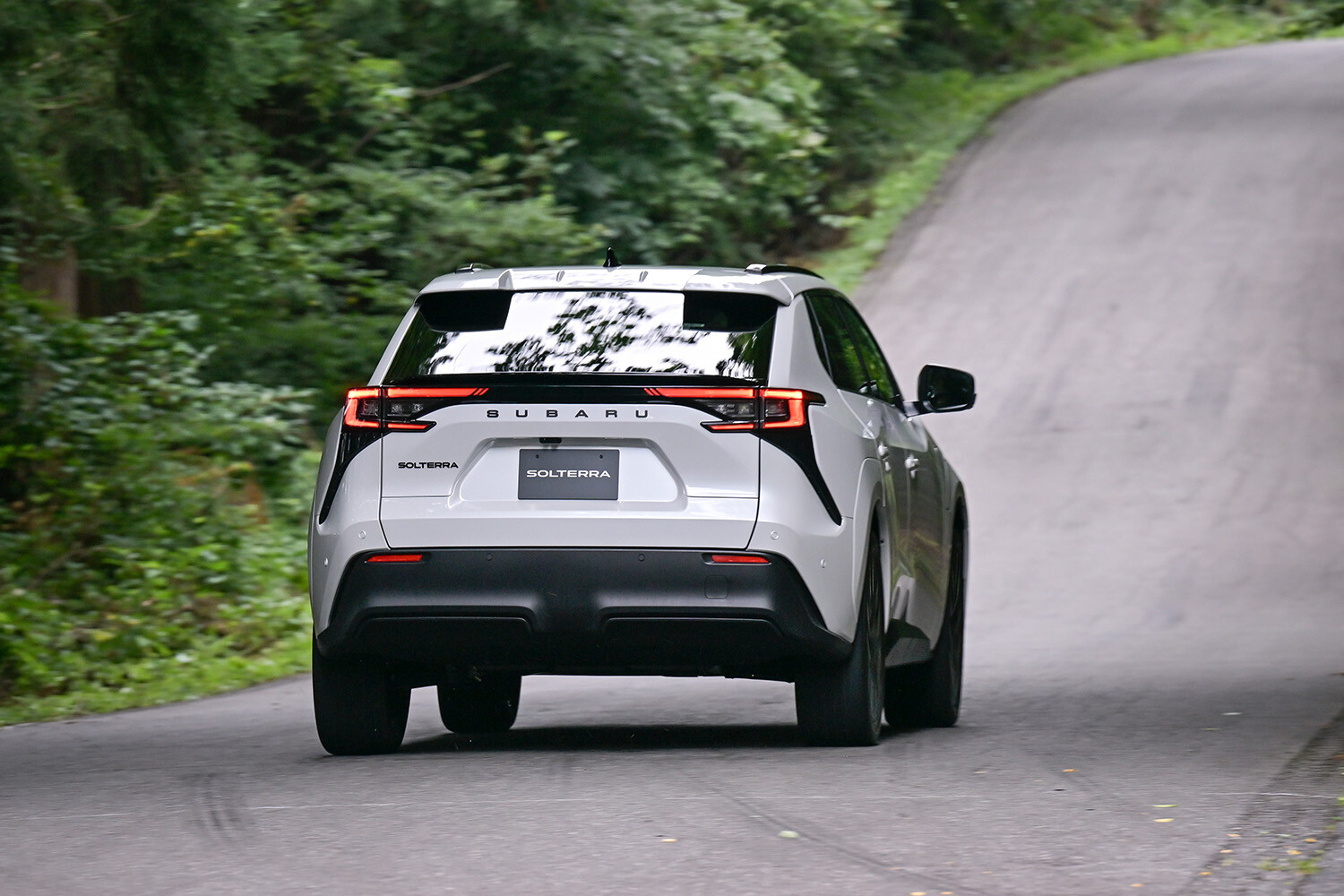 【もはや中身は別人級】スバル「ソルテラ」改良版は一気にバージョンアップ。こんなに変わっていいんですか？