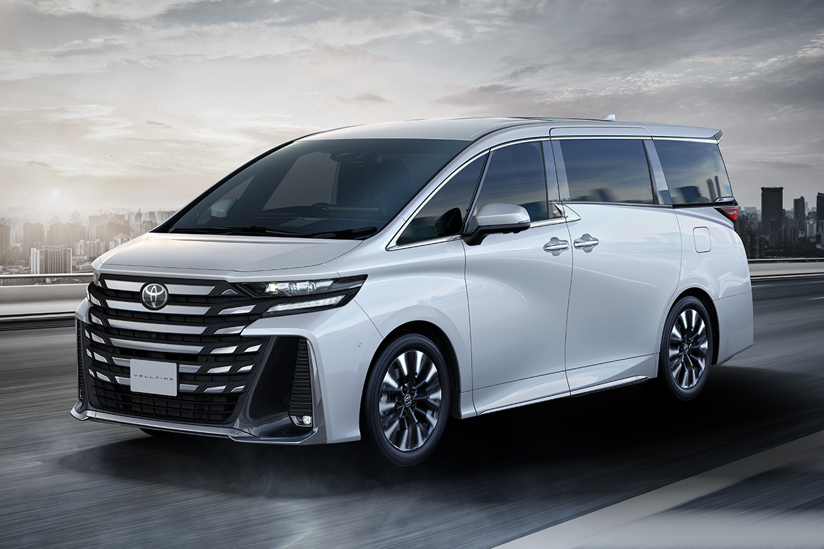 “アルヴェル”一強の時代が終わる？ もうすぐ登場、新型「エルグランド」がEV感覚の走りと上質デザインでオラオラ系ミニバンに挑む逆襲のシナリオ