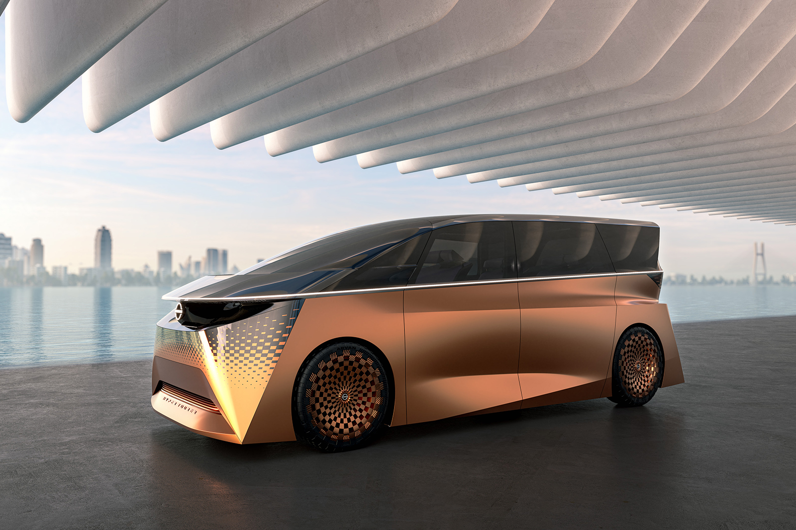 “アルヴェル”一強の時代が終わる？ もうすぐ登場、新型「エルグランド」がEV感覚の走りと上質デザインでオラオラ系ミニバンに挑む逆襲のシナリオ
