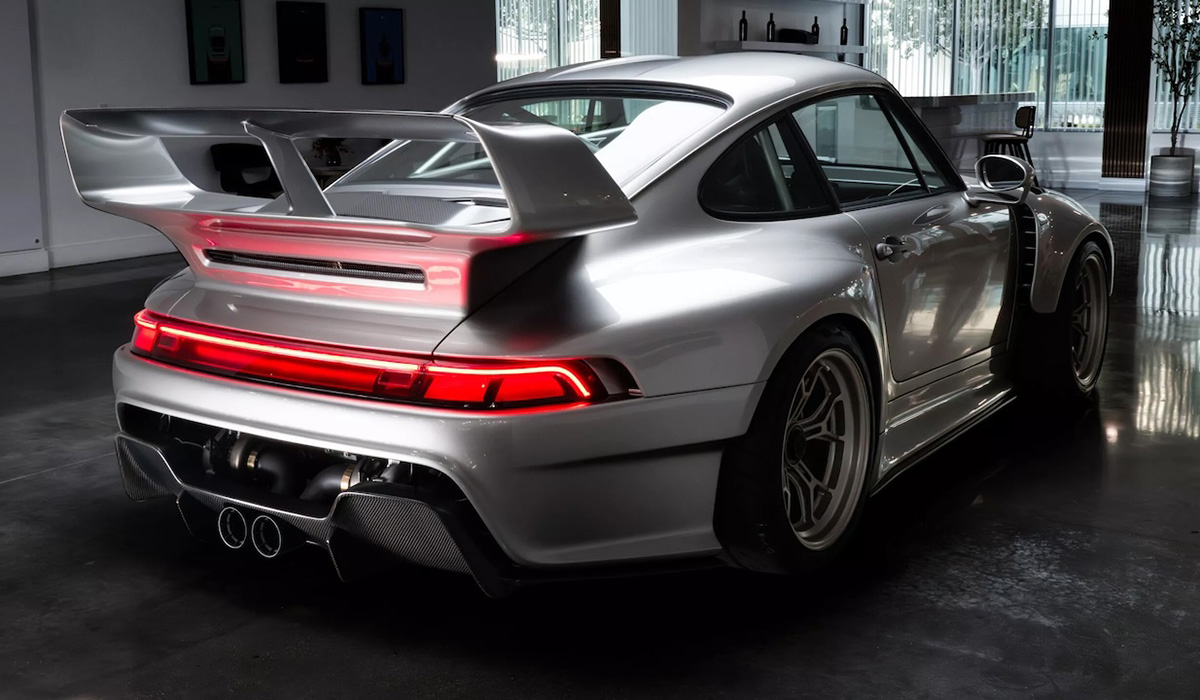 【世界で26台のみ】ギュンター・ワークス「F-26」は空冷ポルシェ「911」史上最も過激な1000ps仕様
