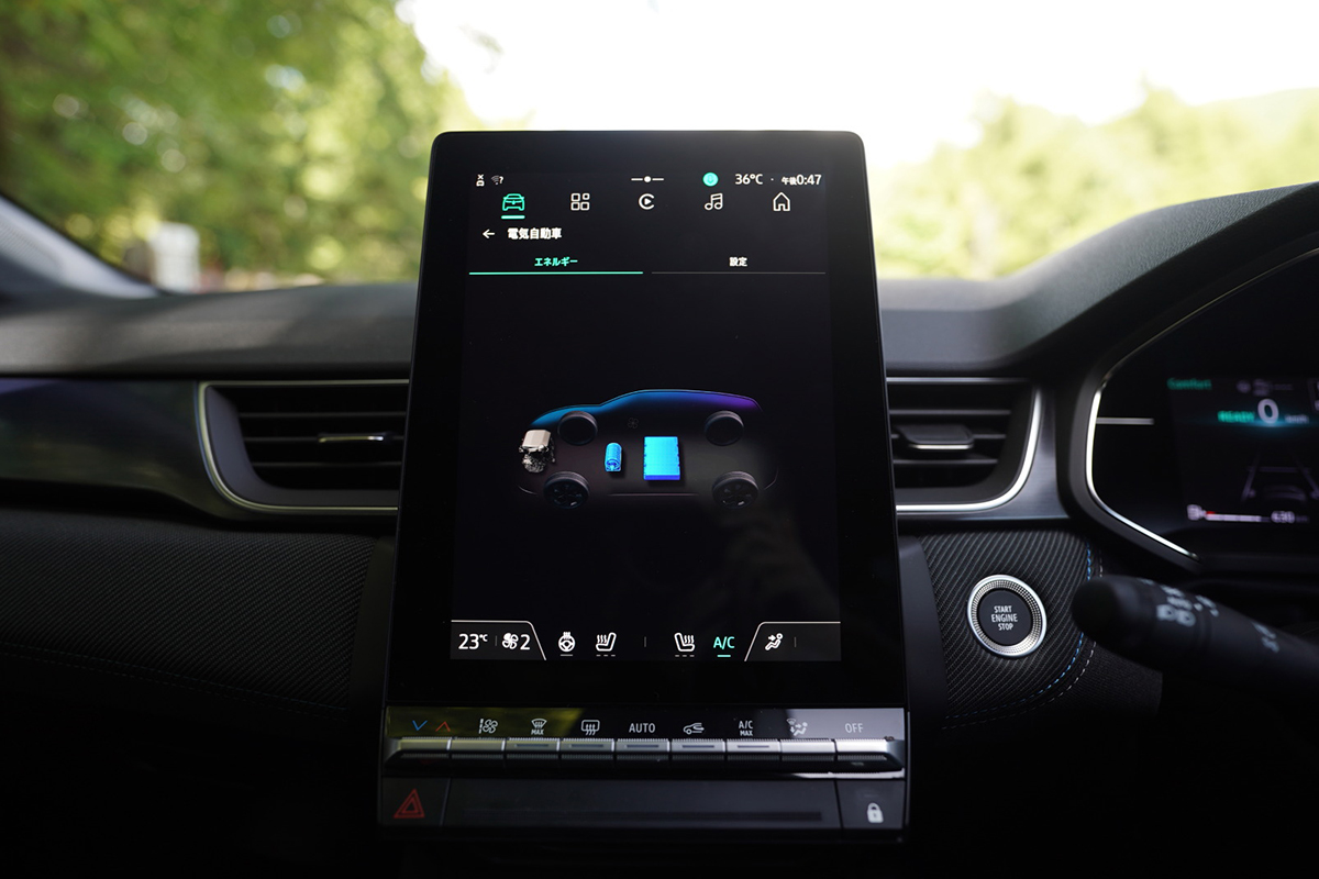 ルノー「キャプチャーE-TECH」は日本のハイブリッドと何が違う？　トヨタ「カローラクロス」と比べて見えた意外な個性