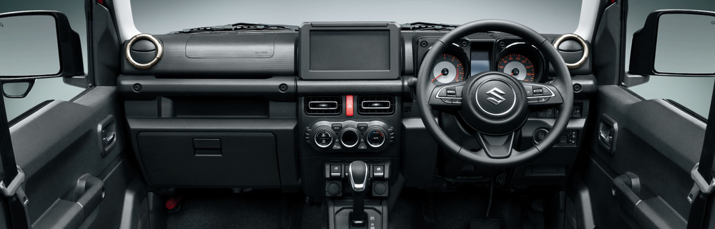 いまだ日本では受注停止中の「ジムニーノマド」、実はインドでは普通に買えるらしい…同じクルマなのに、なぜ違う？