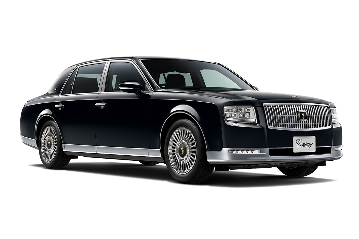 「センチュリー（セダン）」改良で「エレクトロマルチビジョン」廃止に惜しむ声。ユーザーが考える“ナビ画面が小さい理由”とは