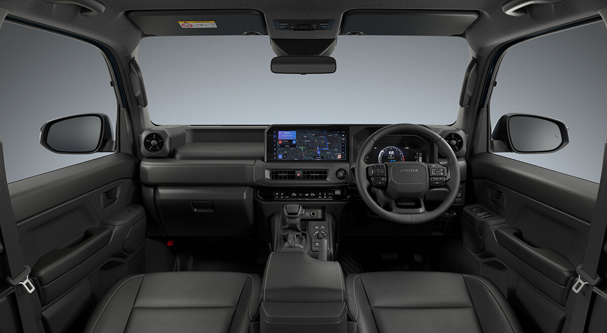 【加速や燃費がイマイチでも…】ガソリンエンジン一択でマニアも自虐気味！ 「ランドクルーザー“FJ”」をみんなはどう感じた？