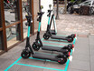 【邪魔者扱い】された電動キックボードの利用者が減少中？ 都内で見かけなくなった理由と利用者の本音