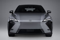 レクサス新型「ES」日本導入は2026年4月で確定か。最新レクサスデザイン採用、2種類のBEVモデルも追加に
