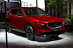 「ますます欲しくなった」。新型「CX-5」実車のデザインや後席の広さに賞賛の声…内装や操作性に懸念点も？