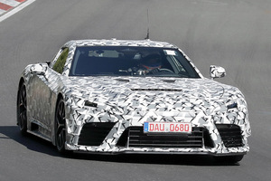 【まもなくお披露目】トヨタ新型スーパーカー「GR GT」を12月5日に公開！ かつての名車とともにテストコースを駆け抜けるティーザー映像も