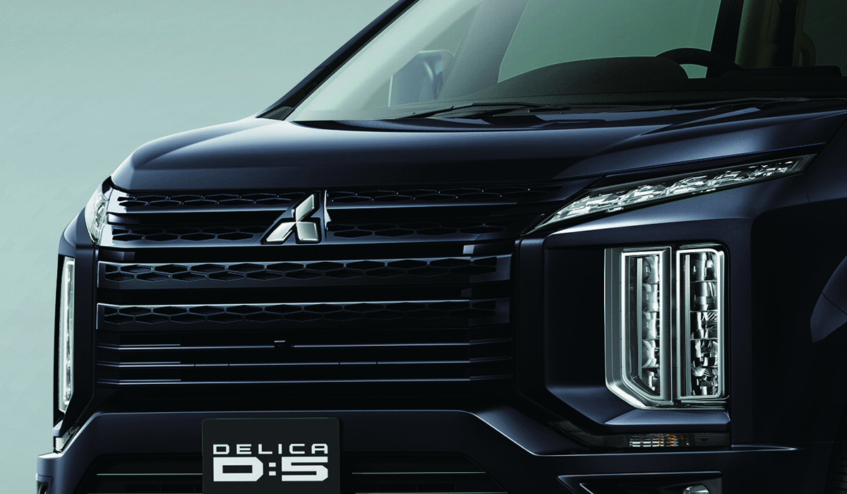 最強4WDミニバン「デリカD:5」は最安グレード「M」でも大丈夫か？ 全7グレードの特徴と失敗しない選び方