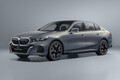 BMW「iX3」公式サイトに“謎のセダン”発見！ ノイエクラッセ世代の次期モデルか？