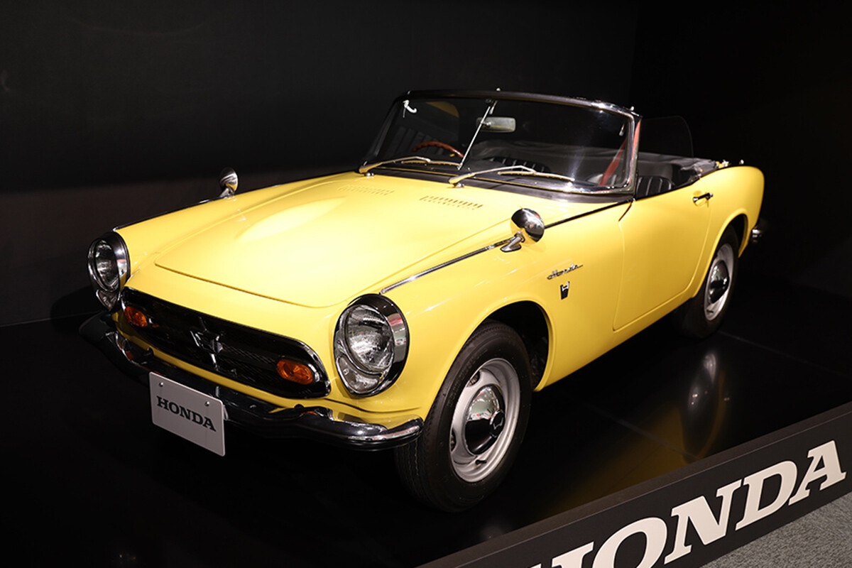 え、1／1サイズ!? 150台もの“貴重なお宝”はスタッフの私物！「ホンダコレクションホール」のトミカ展が圧巻だった…10月まで開催