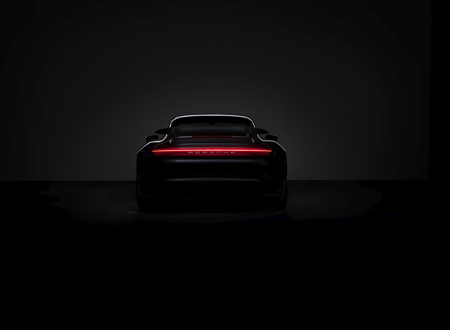 【丸見えのテスト車捕捉】ポルシェ911ターボ改良新型、ハイブリッド導入でパワーとデザインを一新