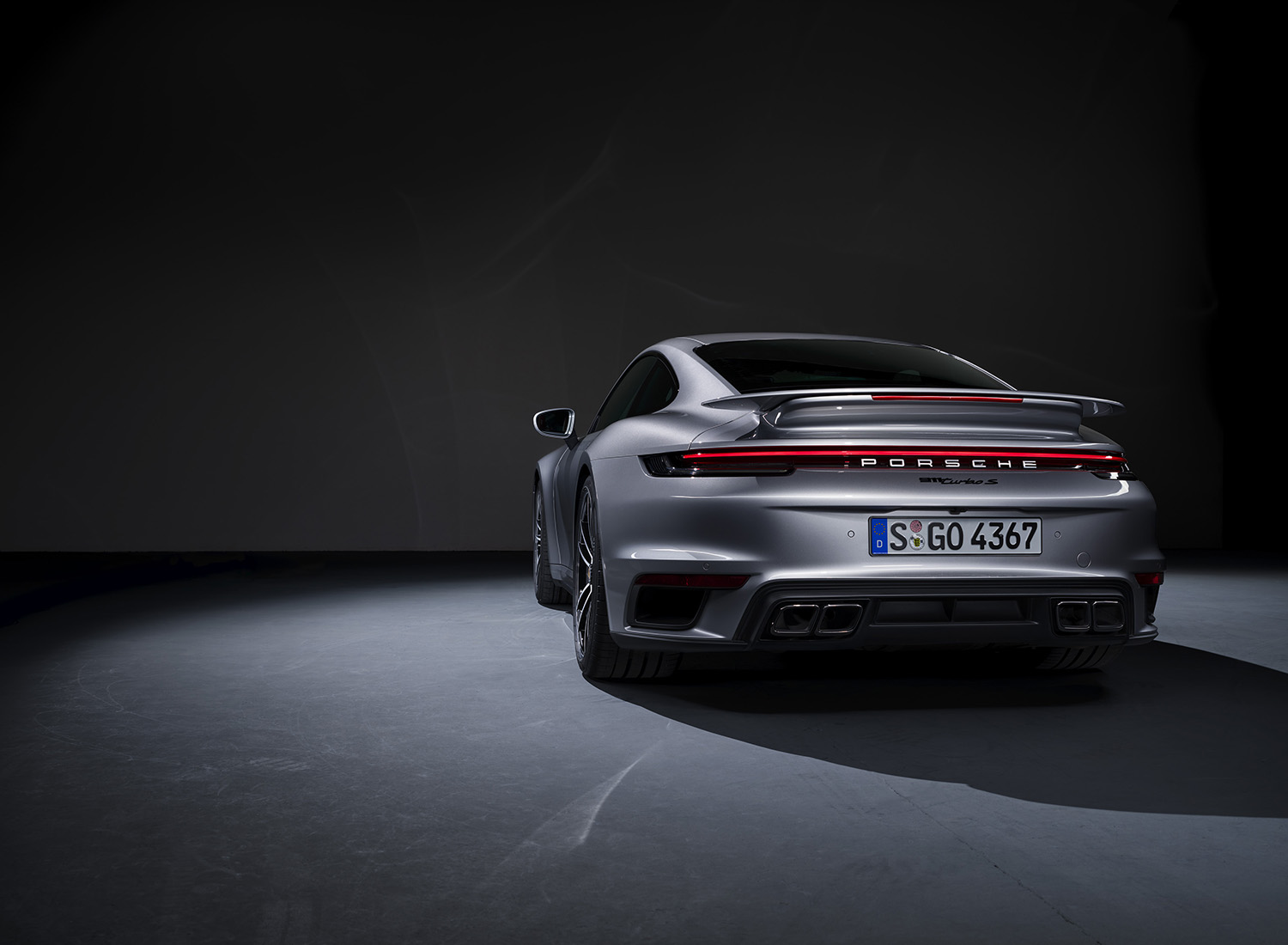 【丸見えのテスト車捕捉】ポルシェ911ターボ改良新型、ハイブリッド導入でパワーとデザインを一新