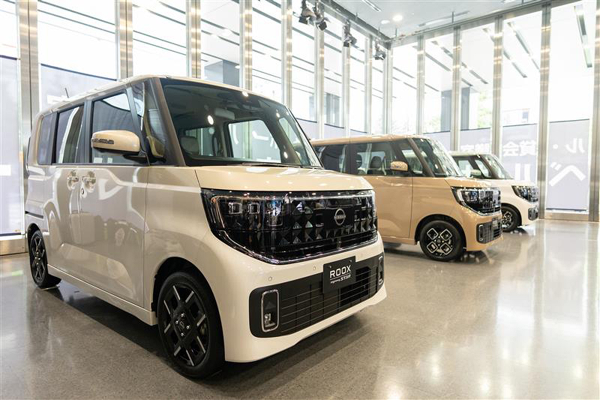 新型「ルークス」のデザインに「キューブを彷彿」の声多数。安全装備満載だが、この価格なら「N-BOXの方が良い」という意見も