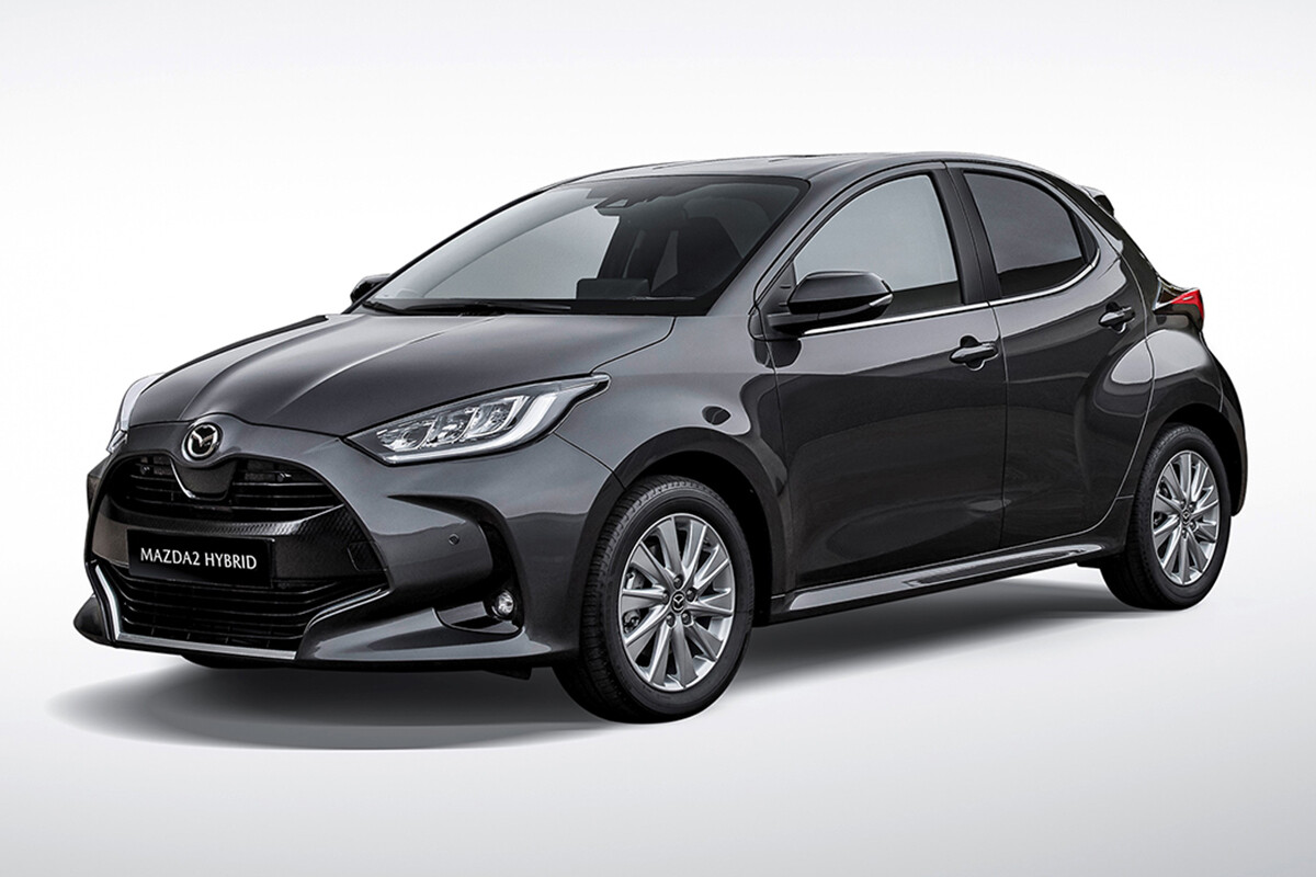 【生産終了説】のあった「マツダ2」が一部改良で「延命」。新型登場の可能性は“ほぼゼロ”でも残された“選択肢”とは