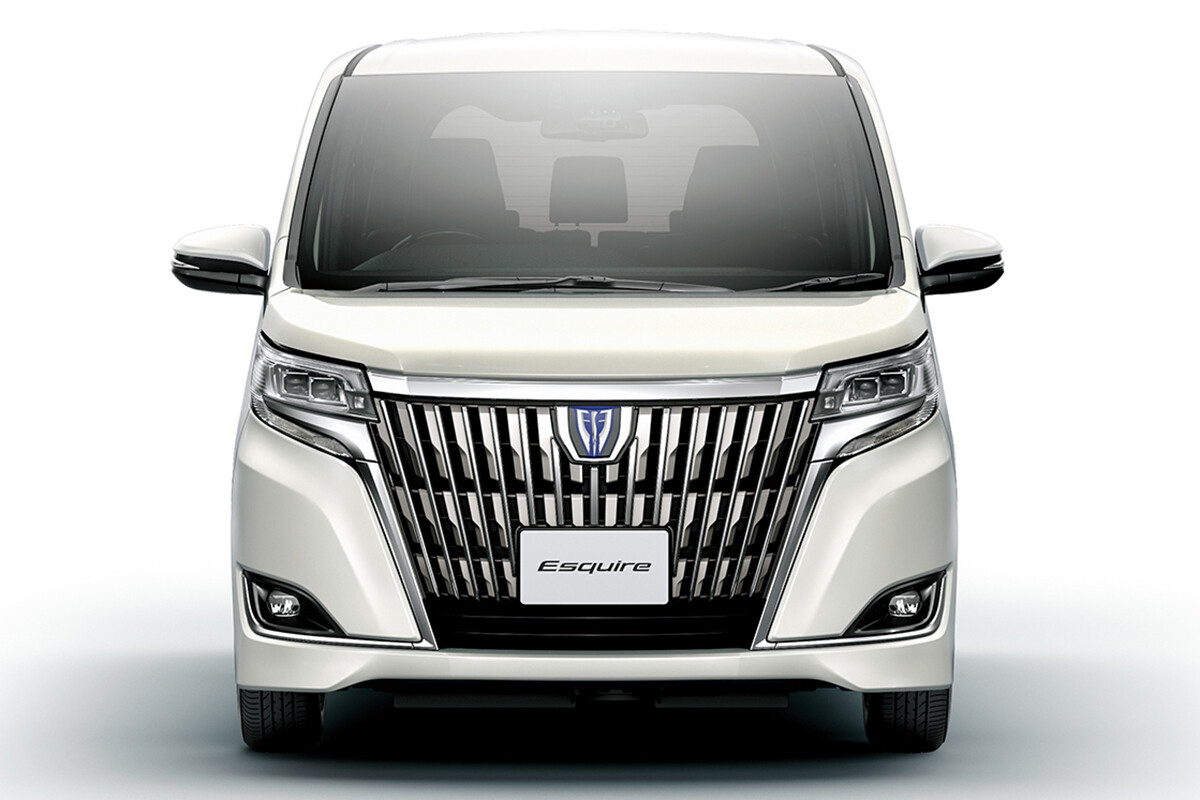 「アルファード」爆売れ＆入手困難な今こそ「エスクァイア」復活の時!! その姿を大胆妄想したら、復活が噂される”あのミニバン”と瓜二つになった