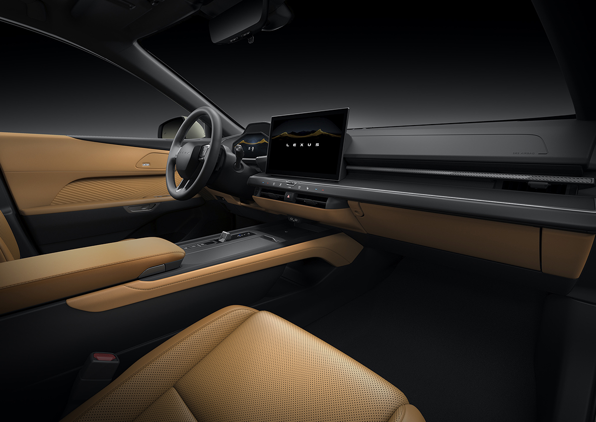【全長5m超え】新型「ES」が大型化＆デザイン激変のわけは、米国と中国のマーケット変化。「LS」との関係はどうなる？