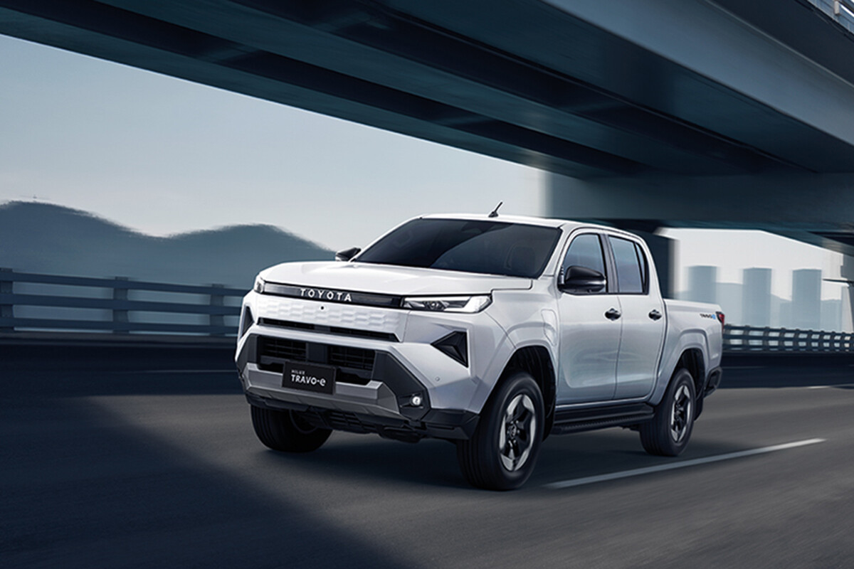 新型「ハイラックス」のデザインに「カッコいい」「迫力がある」と高評価の声…サイズに懸念も国内で一定の人気に？