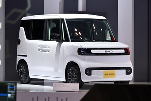 【JMS2025輸入車ブース特集】BYDとヒョンデ、アジアEV勢の逆襲。話題の軽EVや注目モデルをフォトギャラリーでチェック！