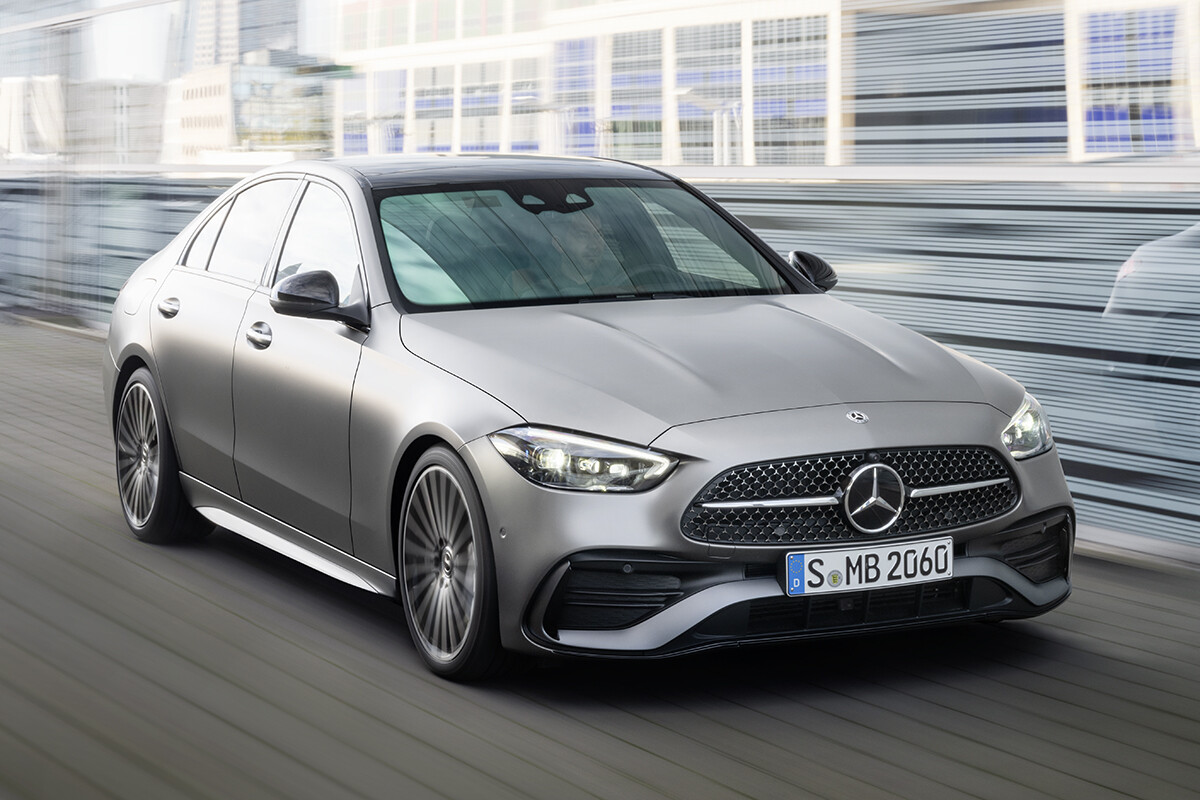 【実際どうなの？】「Cクラス」オーナーのリアルな本音…デザイン、走り、快適性ともに高い満足度。その分値段はお高め