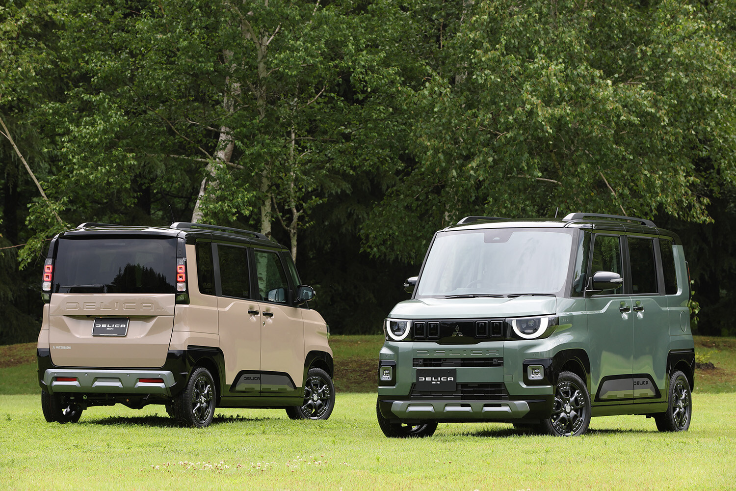 【販売網は他社の4分の1なのに売れすぎ】三菱「デリカミニ」が受注1万台超。“300万円級デリマルパッケージ”がオーダーの7割弱という異例の人気ぶり