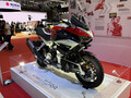【JMS2025バイクブース特集】ホンダ・ヤマハ・カワサキ・スズキが次世代EV＆水素モデルを披露。各メーカー最新市販モデルも勢ぞろい！