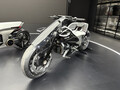 【JMS2025バイクブース特集】ホンダ・ヤマハ・カワサキ・スズキが次世代EV＆水素モデルを披露。各メーカー最新市販モデルも勢ぞろい！
