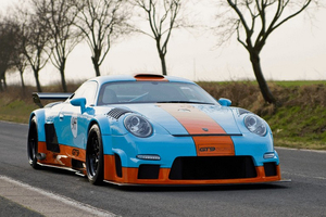 【ポルシェの皮をかぶった怪物】時速438km/hでブガッティを超えた“異端”の「911」。独チューナー作「9ff GT9」が残した伝説