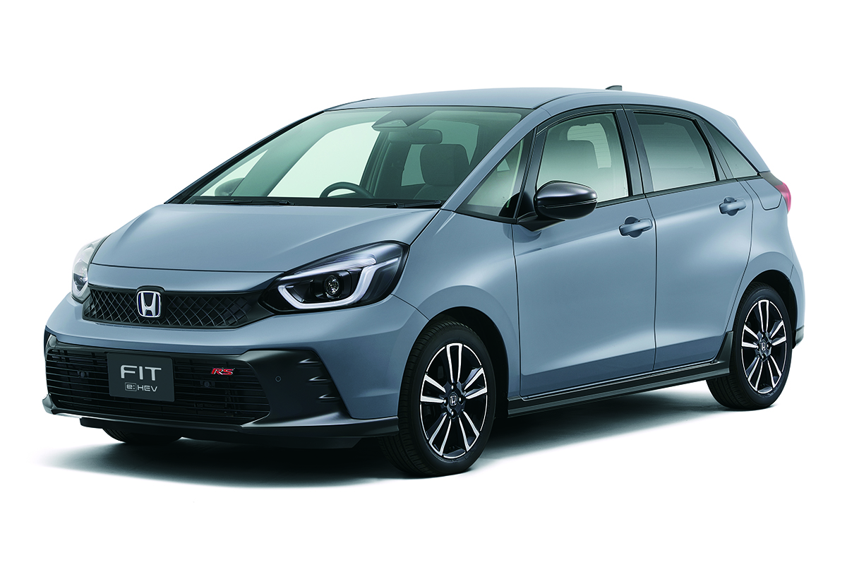 【三車三様】新型「アクア」とライバル「ノート／フィット」を徹底比較。同じ小型ハイブリッド車の“似ている点”と“異なる点”とは？