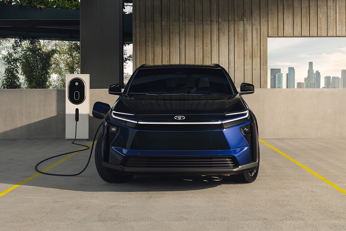シリーズ初のBEV「ランドクルーザーSe」が北米でまもなく生産開始か。気になる中身は？ 日本導入の可能性も解説