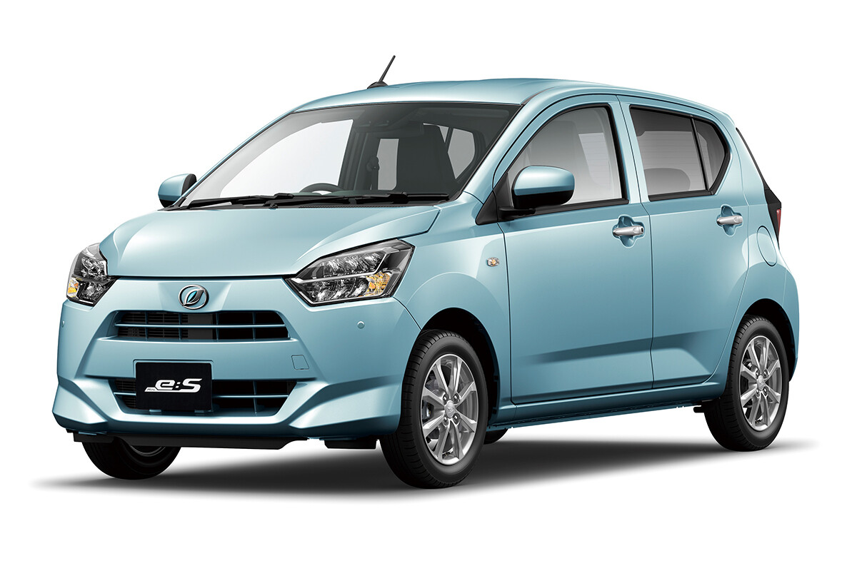 「日常の足として不満はない」の声も。99万円〜の究極のベーシック 「ミライース」が長年支持されるワケ