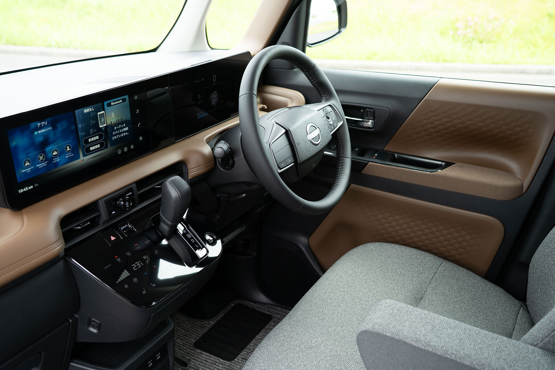 【日産の死力】新型「ルークス」発表。先進機能も装備や質感も“軽最強レベル”で悲願の“下位常連”脱却か。デザインや見どころを解説