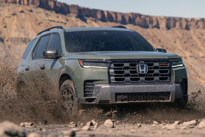 【実は“ランクル級”の巨漢】北米ホンダ「パイロット」が日本導入の可能性！ 3列8人乗り×全長5.1mの“超ビッグSUV”がトランプ関税で動く？