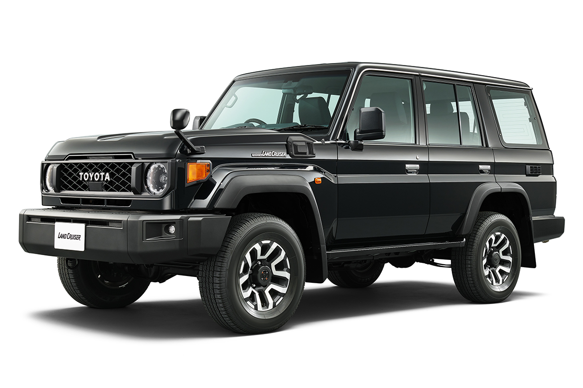 【近日受注再開の噂も】「ランドクルーザー70」の中古車相場が急落！ その二大要因と今後予想される展開とは