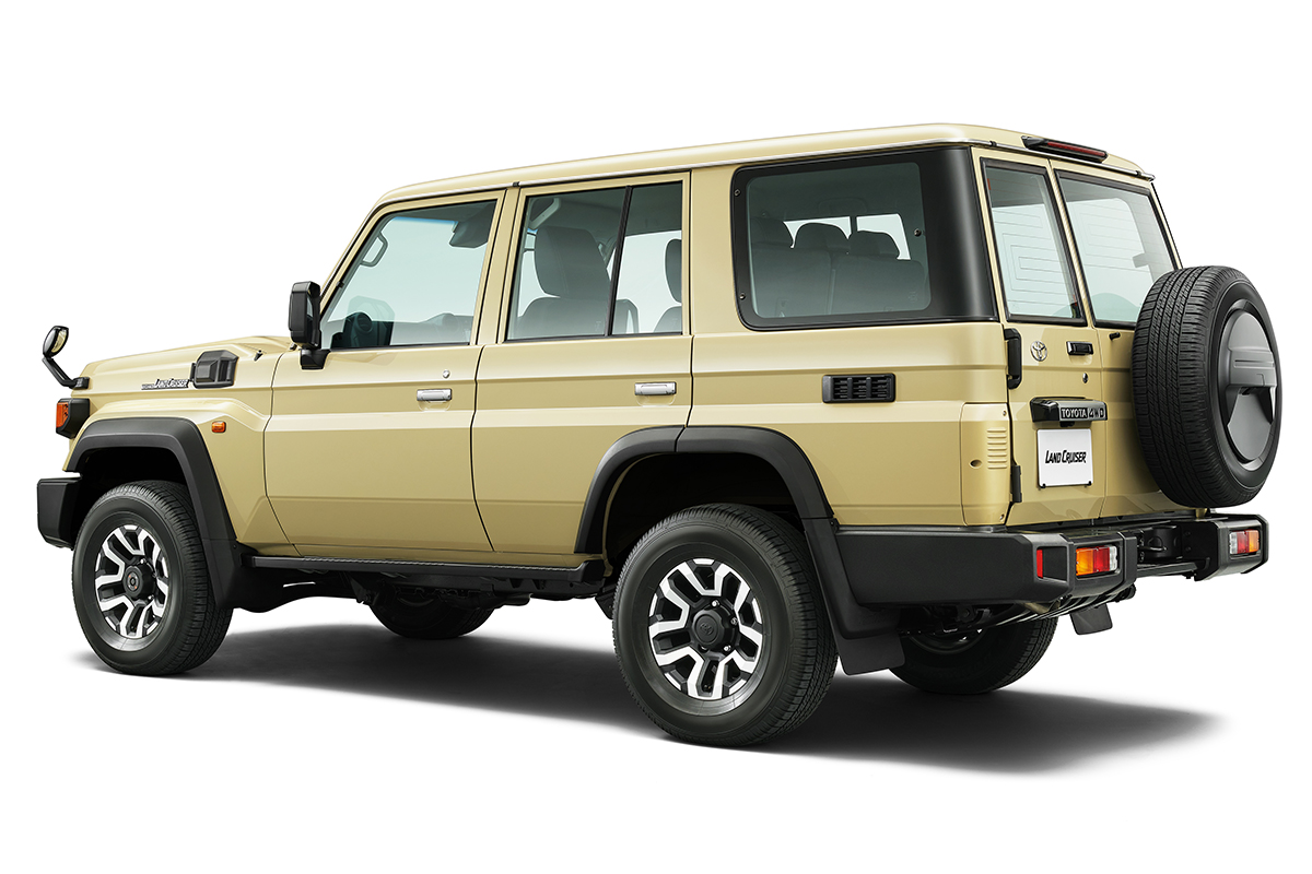 【近日受注再開の噂も】「ランドクルーザー70」の中古車相場が急落！ その二大要因と今後予想される展開とは