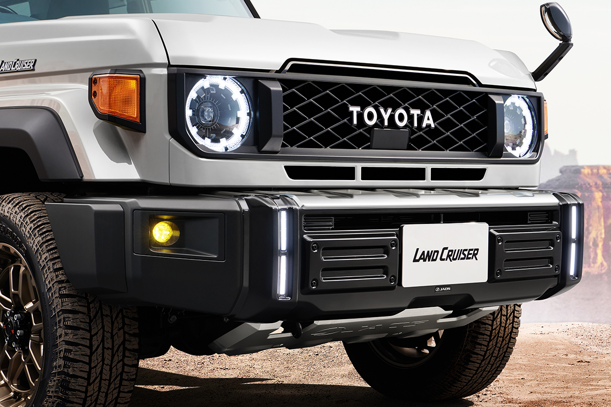 【近日受注再開の噂も】「ランドクルーザー70」の中古車相場が急落！ その二大要因と今後予想される展開とは